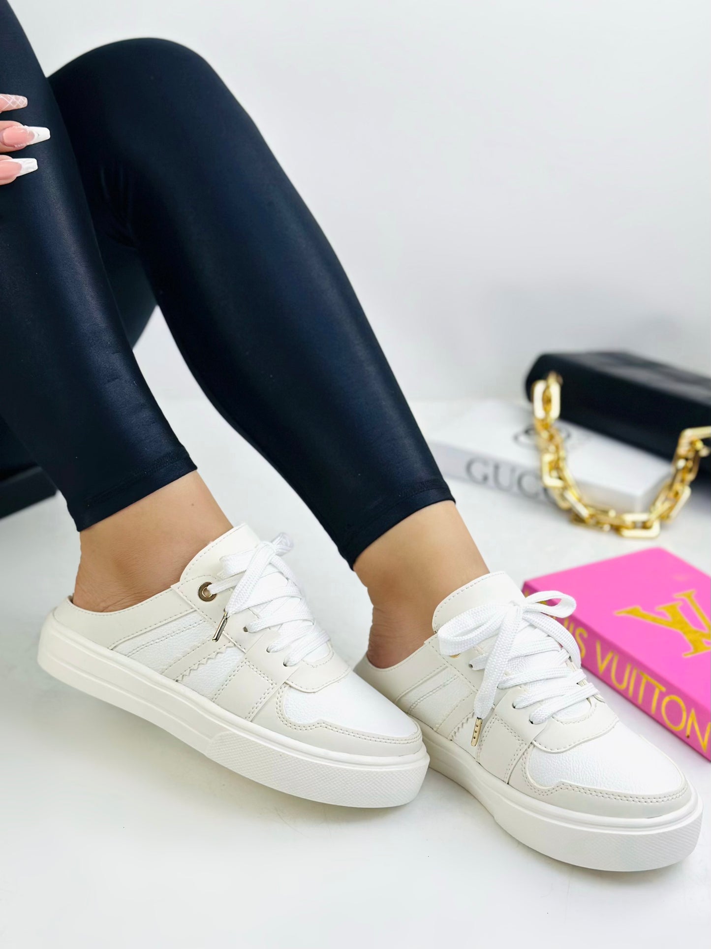 TENIS SUECOS FLY