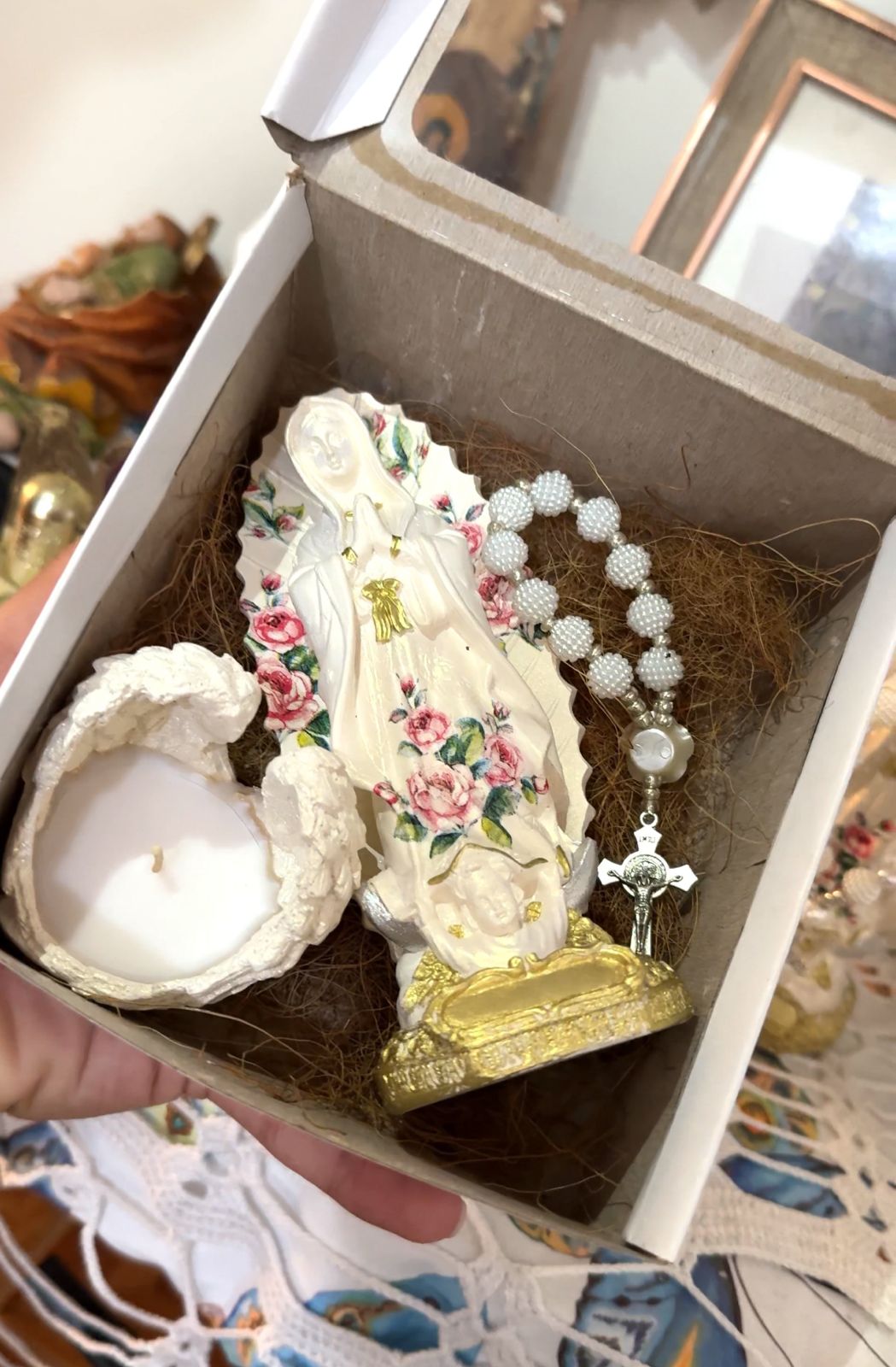 CAJA Virgen GUADALUPE + VELA + DENARIO