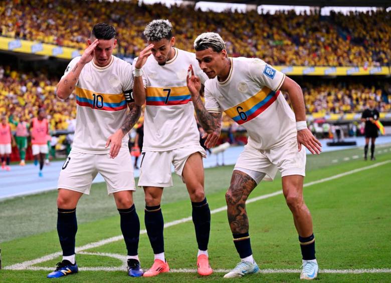 Camisa Seleccion Colombia EDICION ESPECIAL 100 AÑOS
