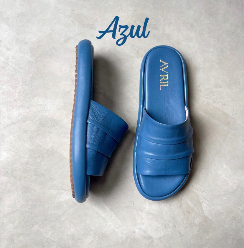 SANDALIA EN CUERO FLORESTA